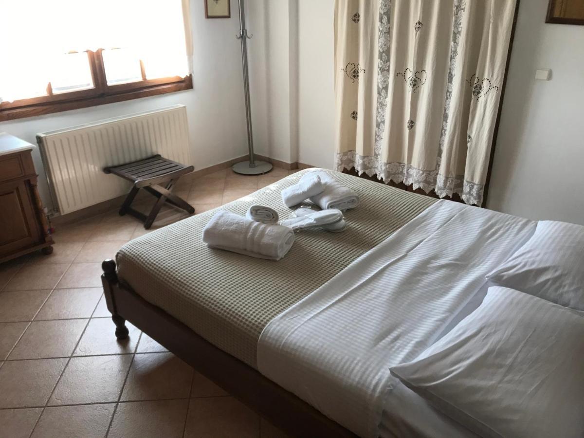 Villa Maroudia Кими Екстериор снимка