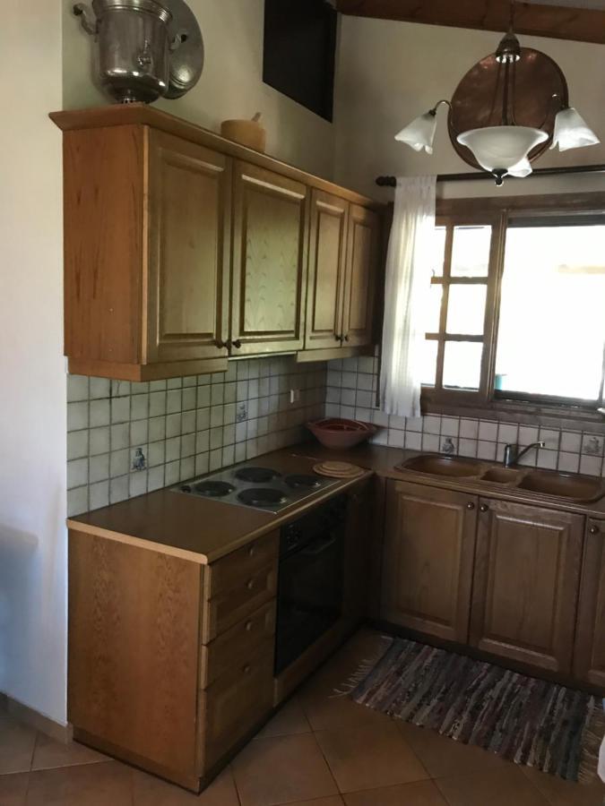 Villa Maroudia Кими Екстериор снимка