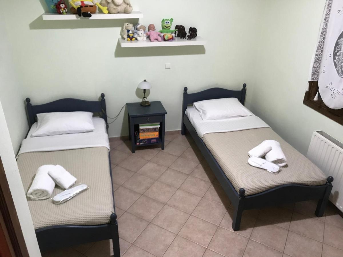 Villa Maroudia Кими Екстериор снимка