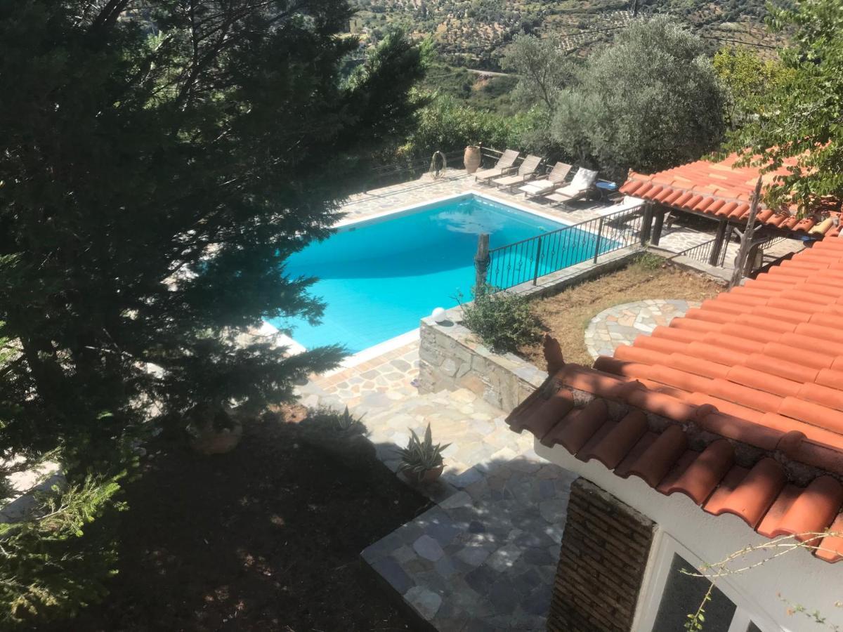 Villa Maroudia Кими Екстериор снимка