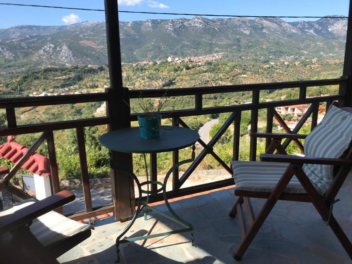Villa Maroudia Кими Екстериор снимка
