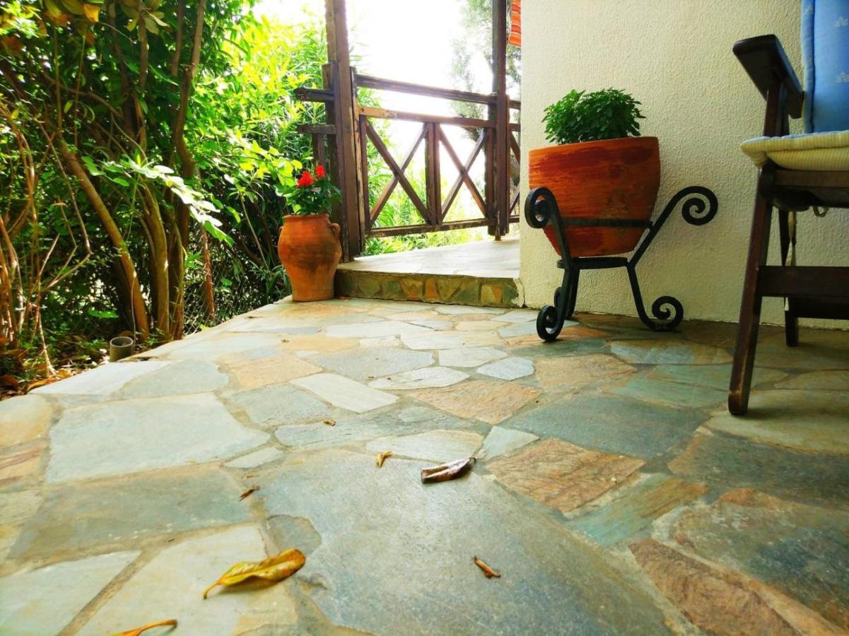 Villa Maroudia Кими Екстериор снимка
